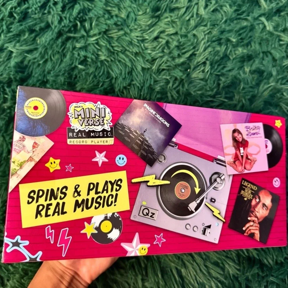 MGA's Miniverse Real Music Record Player
